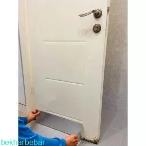 چسب روکشی براق مناسب درب پوسیده